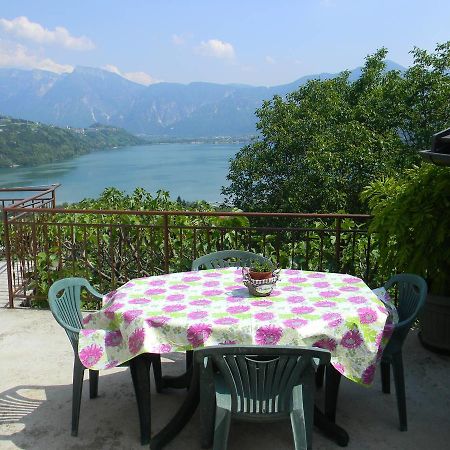 Апартаменты Maso Pianezza House Кальчераника-аль-Лаго Экстерьер фото